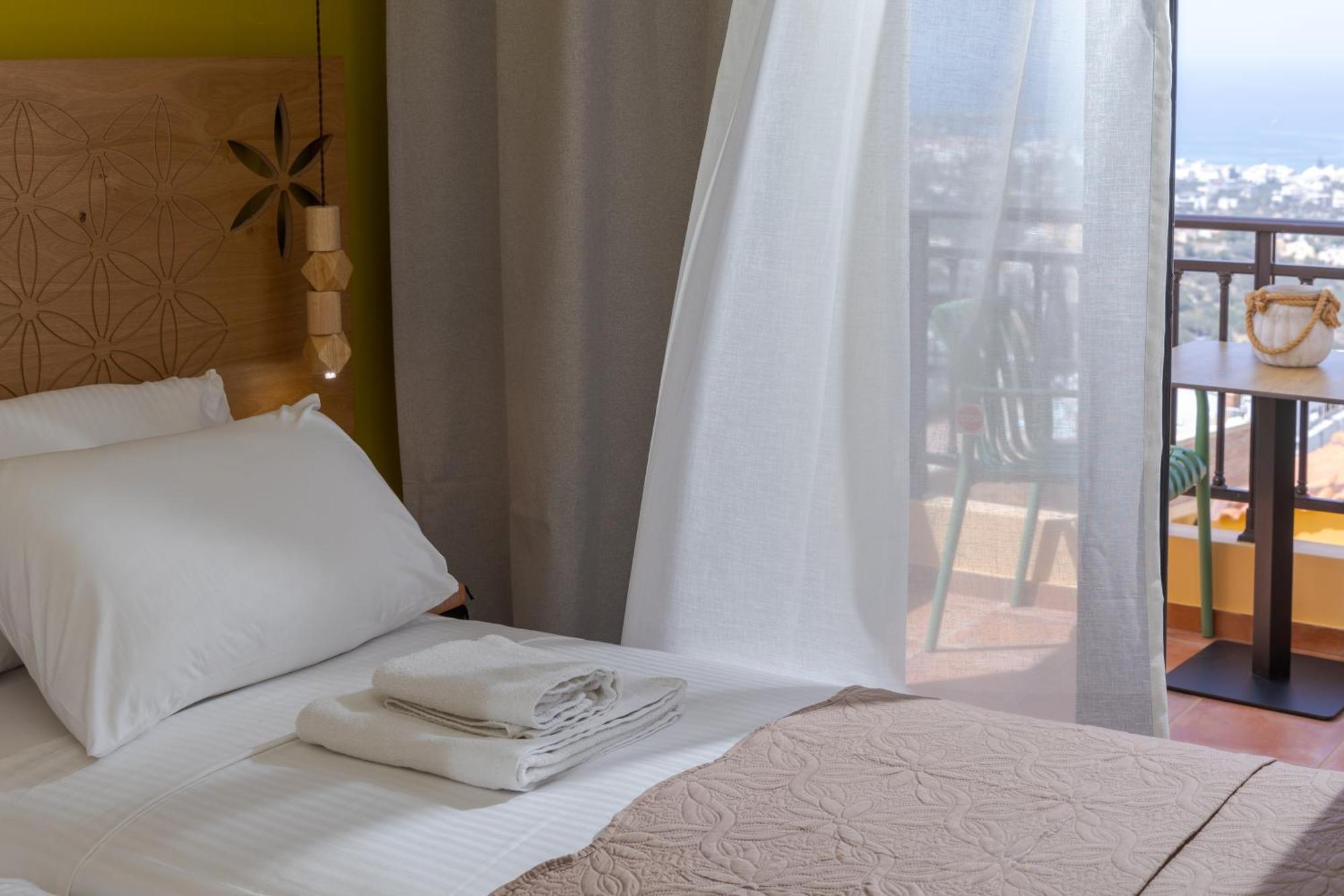Driades Luxury Apartments Hersonissos  Exterior photo