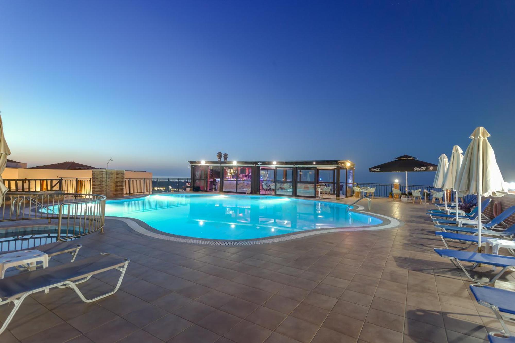 Driades Luxury Apartments Hersonissos  Exterior photo