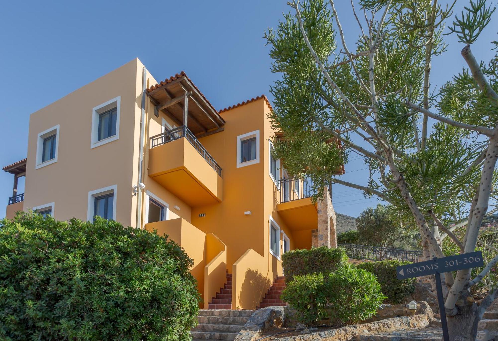 Driades Luxury Apartments Hersonissos  Exterior photo