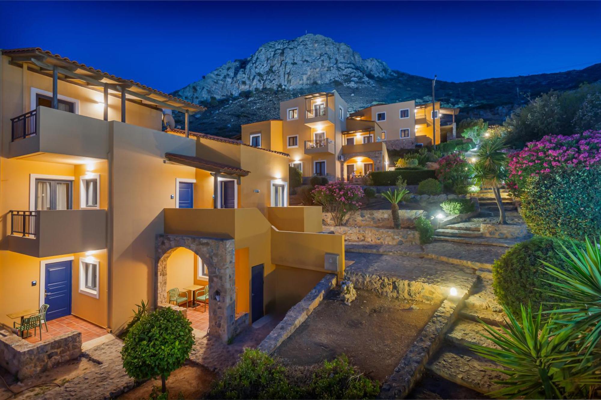 Driades Luxury Apartments Hersonissos  Exterior photo